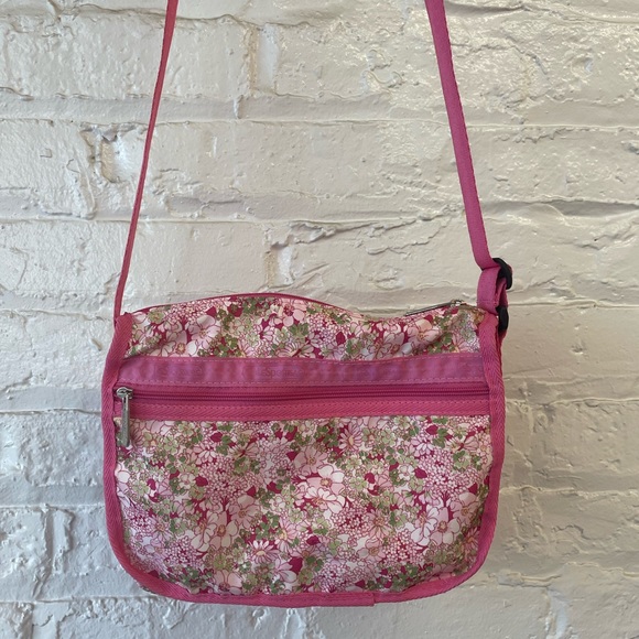 LeSportSac Floral Multi-Way Crossbody Shoulder Bag - Picture 2 of 8